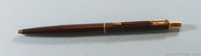 ESFEROGRFICA PARKER CLASSIC LACA MARROM ESCURO FOSCA 